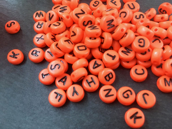 100 Buchstabenperlen Acryl ORANGE rund Mix Buchstaben 7mm