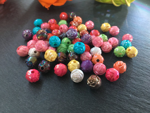 50 Kunststoffperlen Acryl basteln Beads Blumen bunt rund ca. 8mm