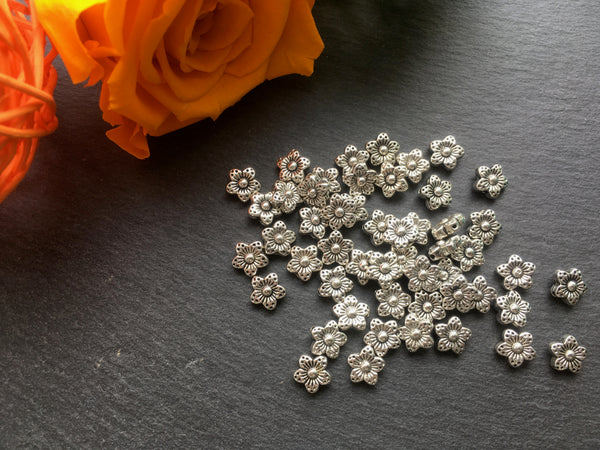 20 Antiksilber Blume Spacer Perlen für Schmuck DIY 9mm