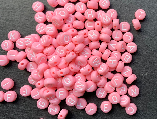 100 Buchstabenperlen Acryl rosa/weiss rund ca. 7mm